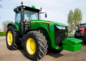 Трактор deere купить. Джон Дир 8335. Трактор Джон Дир John Deere. Трактор Джон Дир 8335r. Немецкий трактор Джон Дир.