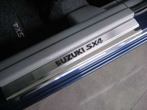          Suzuki SX-4,   4