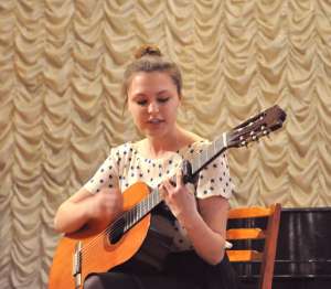      !   "Ardor Fuerte".. .