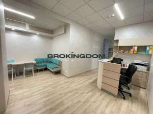    ,  , , 175000 $ - 
