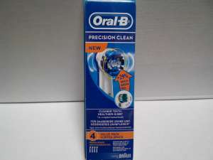       Oral-B Precision clean 4