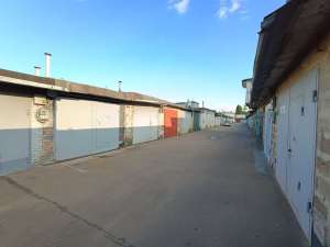    , , 13500 $ - 