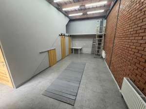    , , 75000 $ - 