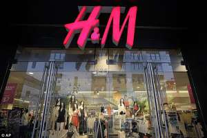      H&M - 