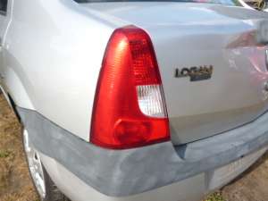    ::  Renault Logan - 