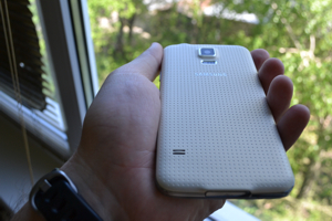      Samsung  galaxyS5