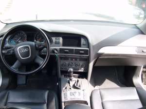     Audi A6 - 