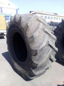  /   JOHN DEERE, CLAAS GoodYear 800/70R38. - 