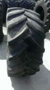  /   JOHN DEERE GoodYear 600/65R28