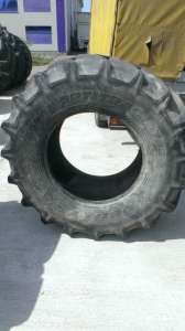  /   JOHN DEERE GoodYear 600/65R28