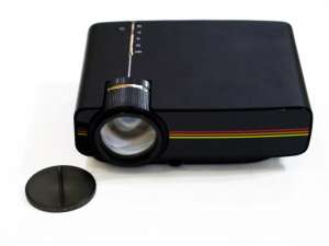     Led Projector YG400 1900 .