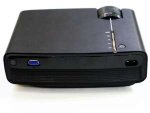     Led Projector YG400 1900 .