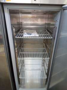     Mastro BMB0002/FI 700.