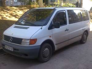  .   Mercedes Vito 8  - 