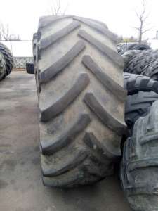  /   NEW HOLLAND Goodyear 710/70R42.