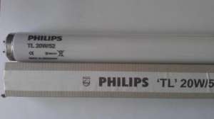     Philips TL 20W/52 G13 SLV/25