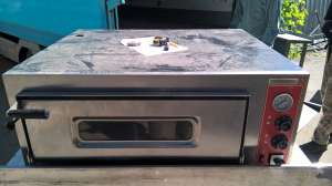    / Pizza Group Entry 4 - 