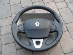     Renault Scenic - 