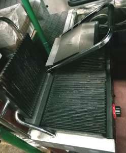     ROLLER GRILL - 