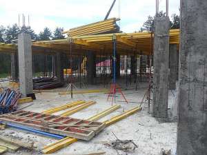   / Doka, Peri, Bauma      /