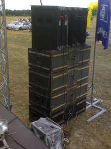    Electro-Voice TL-4025   . . 8   400=3200$.