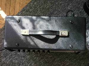    Fender VIBRO CHAMP XD 5