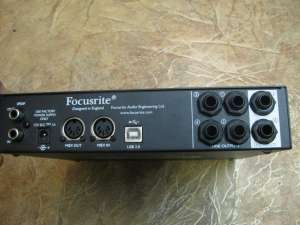    Focusrite Scarlett 8i6