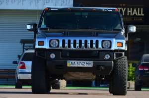    Hummer h2   - 