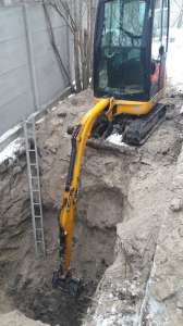    JCB 8018,  