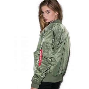    MA-1 W Flight Jacket ()