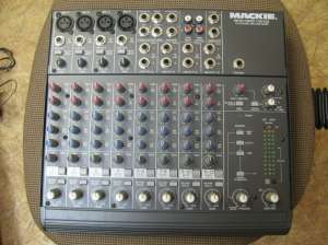    Mackie 1202 VLZ (USA) - 