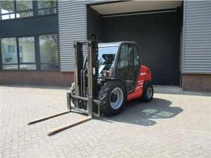 .   Manitou MH25-4T.