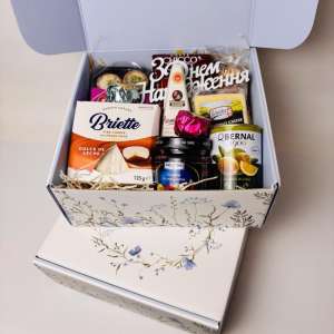    Maxi Box       - 
