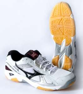    Mizuno Wave Twister 2 - 