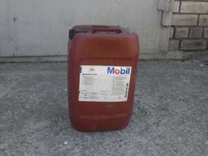    Mobil Fluid424  20 