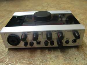    Native Instruments Audio Kontrol 1