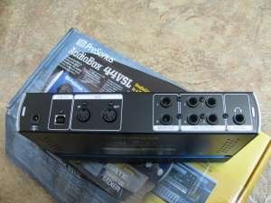    Presonus Audiobox 44VSL