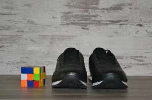    Reebok Classic + !