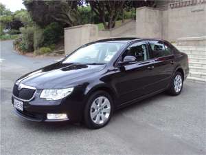    SKODA SuperB 2012