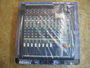    Soundcraft MFX 8 - 