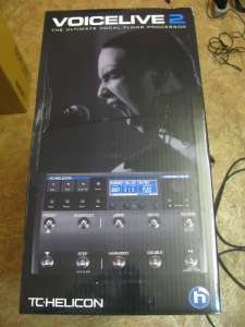    TC Helicon Voice Live 2