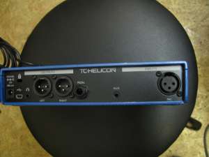    TC-Helicon VoiceLive Play