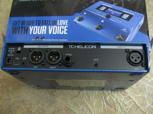    TC-Helicon VoiceLive Play
