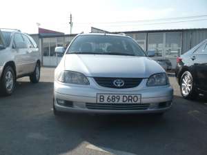    toyota avensis - 