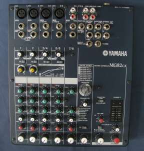    Yamaha MG82CX - 
