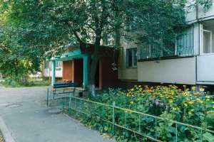   1-  , , 900 ./