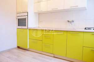   3-  , , 650 $/. - 