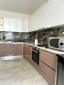   3-  , , 900 $/. - 
