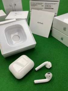   Apple AirPods 2     - 