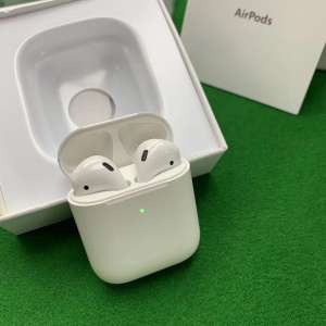   Apple AirPods 2    